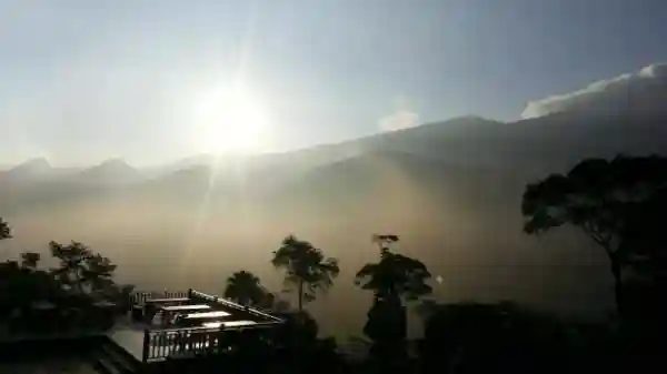 清晨陽光美景