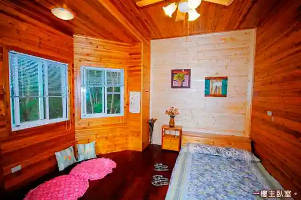 一樓主臥室