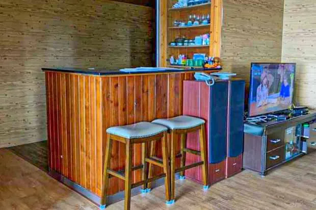 客廳角落影音系統