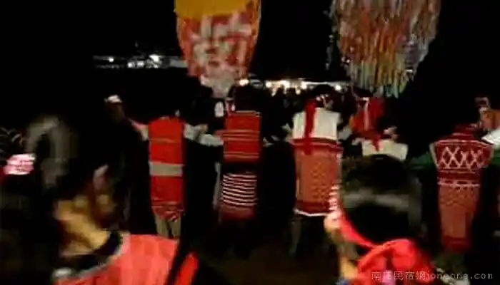 每兩年一次的矮靈祭在此舉辦