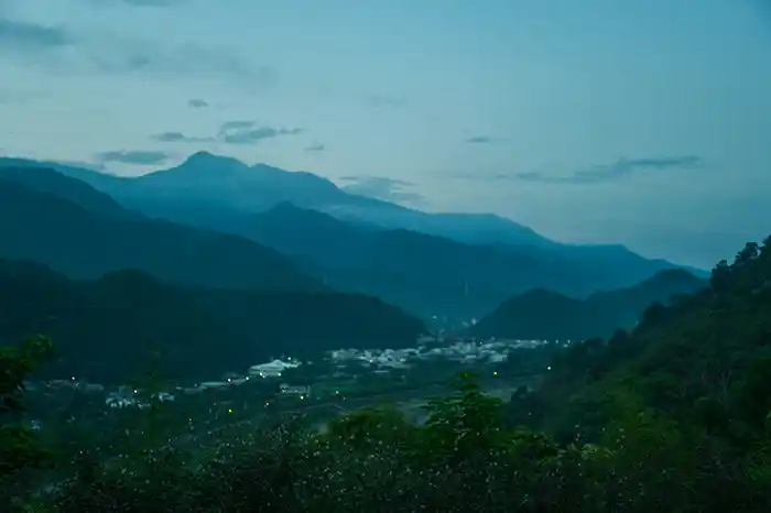 登高處可見老街市景